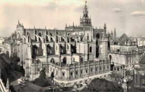 Spain - Sevilla vista general de la Catedral RPPC 01.78