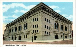 Postcard TX Houston The Auditorium of the City Street Lamps RARE 1920s S55