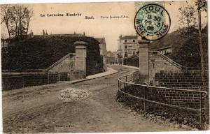 CPA Toul-Porte Jeanne d'Arc (187811)