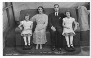 A978 Royal Family King George V and Queen Elizabeth Daughters Clay postcard
