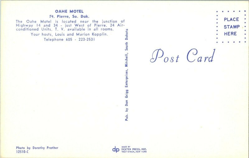 The Oahe Motel, Fort Pierre SD Vintage Postcard H78