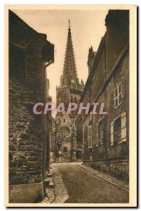 Old Postcard La Douce France Bretagne Ille et Vilaine Vitre an old street wit...