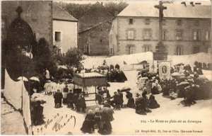 CPA Folklore La Messe en plain air en Auvergne (1274318)