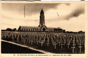 CPA Le Cimetiere National de DOUAUMONT et l'Ossuaire (432727)