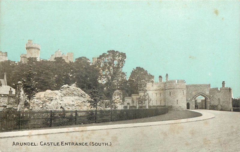 Postcard England Arundel - Castle South Entrance