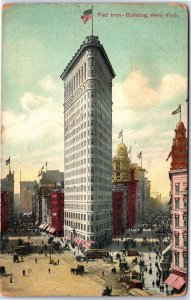 VINTAGE POSTCARD THE FLAT IRON BUILDING IN NEW YORK CITY POSTED 1909
