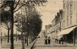 CPA St-NAZAIRE - Le Boulevard de l'Ocean (589903)