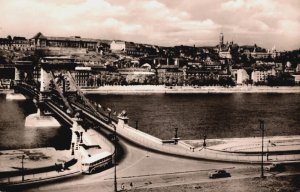 Hungary Budapest Lánchíd Vintage RPPC C243