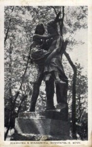 Hiawatha and Minnehaha Statue - Minneapolis, Minnesota MN  