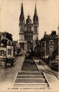 CPA ANGERS - La Cathédrale et le nouvel Escalier (296641)