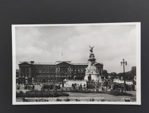 Buckingham Palace & Queen Victoria Memorial real photo post card