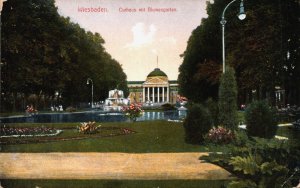 Germany Wiesbaden Curhaus mit Blumengarten Vintage Postcard C338