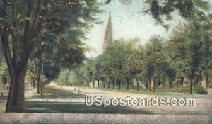 Broadway & Central Park - Winona, Minnesota MN Postcard