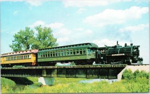 postcard Green Bay WI - National Railroad Museum Locomotive #29 Brillion