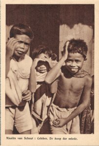 Indonesia Sulawesi Celebes Missien van Scheut Boys Vintage Postcard 08.02