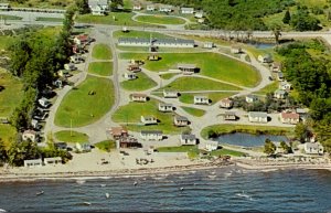 Maine Belfast Colonial Gables Motel and Cottages On Penobscot Bay