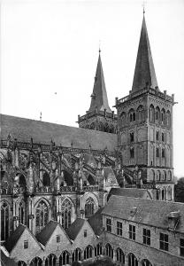 BG586 der st viktorsdom zu xanten blick in den kreuzhof   CPSM 14x9.5cm germany