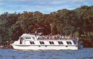 Yacht Of Fun The Heidel House - Green Lake, Wisconsin WI