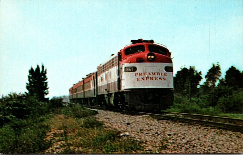 Trains Preamble Express Union Pacific Locomotive Number 951 Heading North Thr...