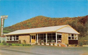 Asheville, NC North Carolina   HOLIDAY RESTAURANT  Roadside  VINTAGE  Postcard