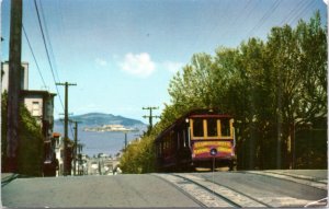 Postcard CA - Hyde Street Cable Car, San Francisco