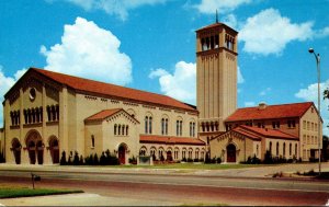 Texas Lubbock Broadway Church Of Christ