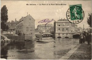 CPA AMIENS Le Port et le Pont St-Michel (18418)