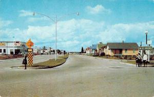 Dolbeau Quebec Canada birds eye view Boulevard Ste Therese vintage pc Z28679