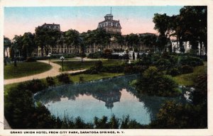 USA New York Saratoga Springs Grand Union Hotel, City Park Vintage Postcard C242