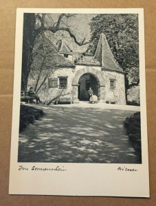 UNUSED POSTCARD LADY WITH A BABY CARRIAGE, PUBL. WALTER NIESSEN, GERMANY