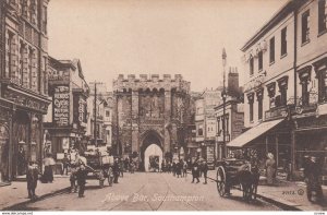 SOUTHAMPTON , England , 1900-10s ; Above Bar