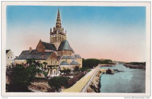 Hand Colored, LAVAL, L'Eglise d'Avesnieres et la Mayenne, France, 10-20s