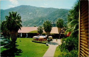 The Desert Inn Palm Springs CA Hotel Unused HS Crocker Postcard G36