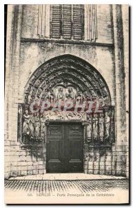 Postcard Senlis Old Main Gate to the Cathedral