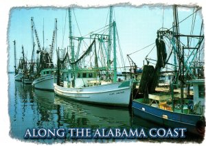 VINTAGE CONTINENTAL SIZE POSTCARD GREETINGS FROM ALONG THE ALABAMA COAST