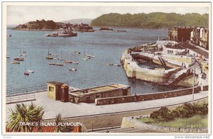 Plymouth , England , 20-40s ; Drake's Island