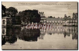 Old Postcard Palace Fontainebleu The castle and the flag of & # 39etang carp