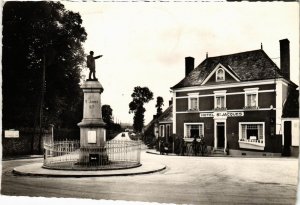 CPA Thorigné-sur-Dué - Carrefour du Monument et Route de CONNERRÉ (112341)