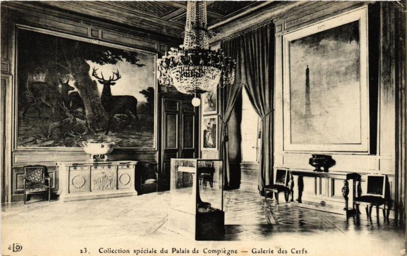 CPA Coll. speciale du Palais de COMPIEGNE - Galerie des CERFs (291337)