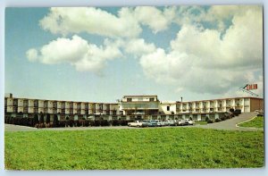 Seattle Washington WA Postcard Swept Wing Inn Tacoma International Airport c1960