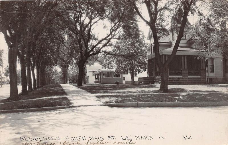 D37/ Lemars Iowa Ia Real Photo RPPC Postcard c1920 Home South Main Street