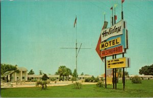 Holiday Motel and Restaurant on Hwy 301 Sylvania GA c1964 Vintage Postcard J65