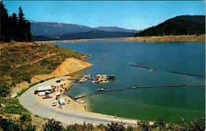 Trinity Lake, CA California SMALL MARINA/BOATS/DOCK 50's Cars & Trailer Postcard