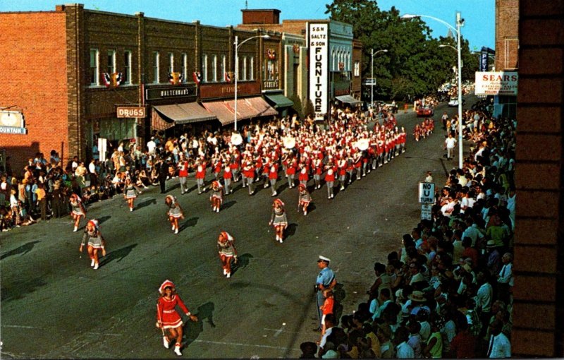 Maryland Cresfield Crab Derby Parade