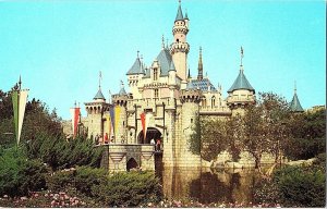 Disneyland Sleeping Beauty Castle Vintage Postcard Standard View Card 