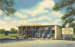 1940s Gift Shop HYDE PARK NEW YORK Roadside TEICH Postcard 4947 