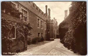 c1910s London Hampton Court Master Carpenters Court Litho Photo PC British A60