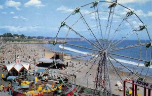 SANTA CRUZ BEACH Ferris Wheel Boardwalk Amusement Rides c1960s Vintage Postcard