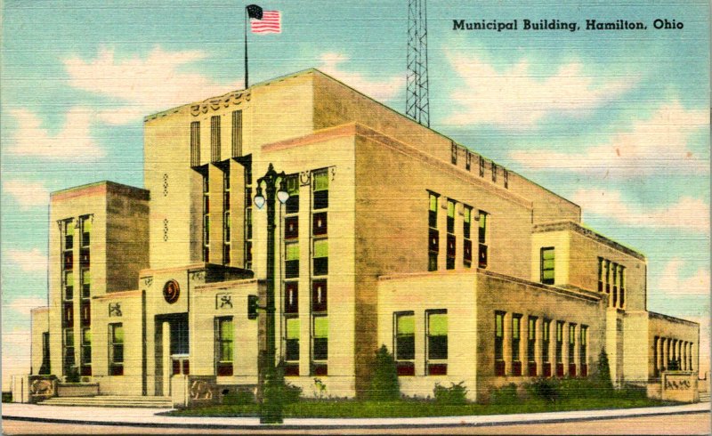 Hamilton OH Municipal Building Postcard unused (23911)