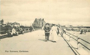 UK C-1910 Norfolk Pier Entrance Gorleston Middleton's Postcard 22-3257